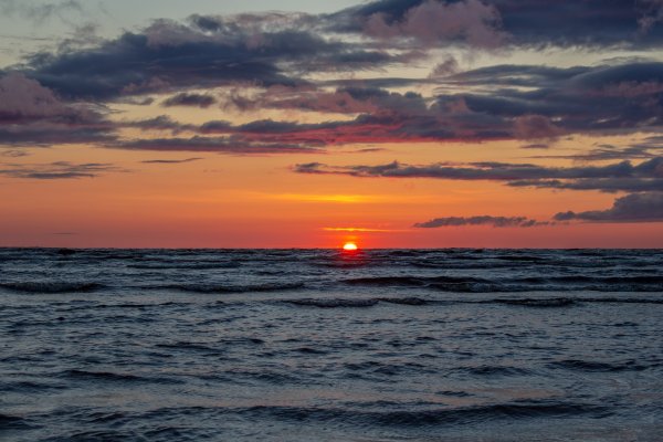 Закат на море