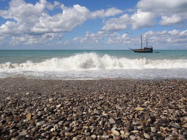 Морская волна Лазаревское
