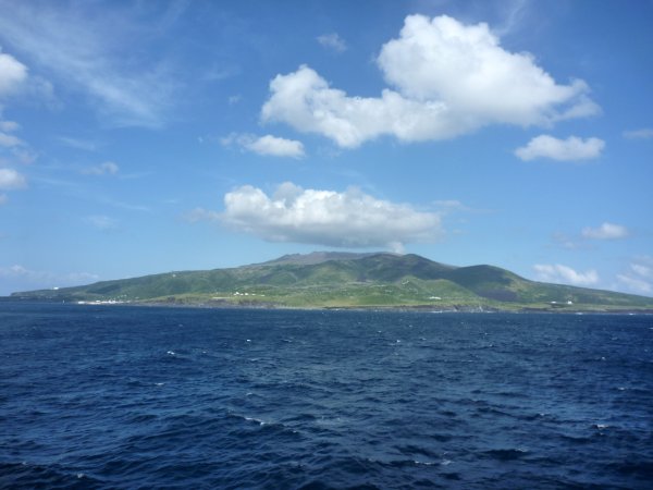 Корабль в океане