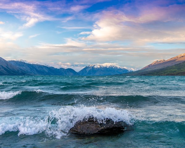 Волны на озере