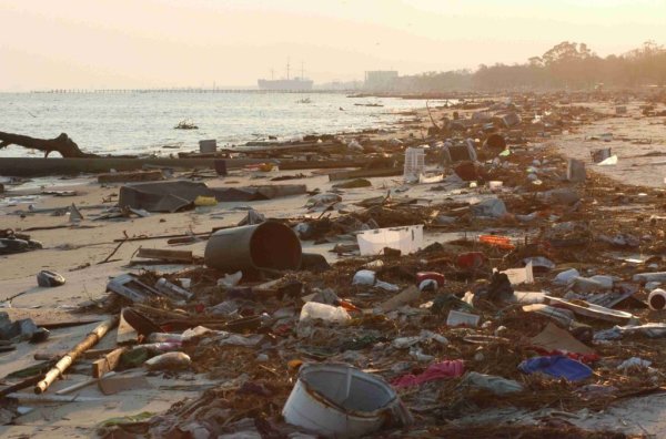 Мусор на Бали