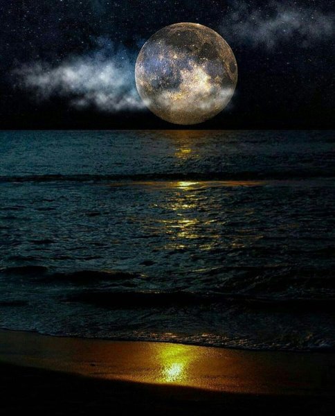 Ночь в море