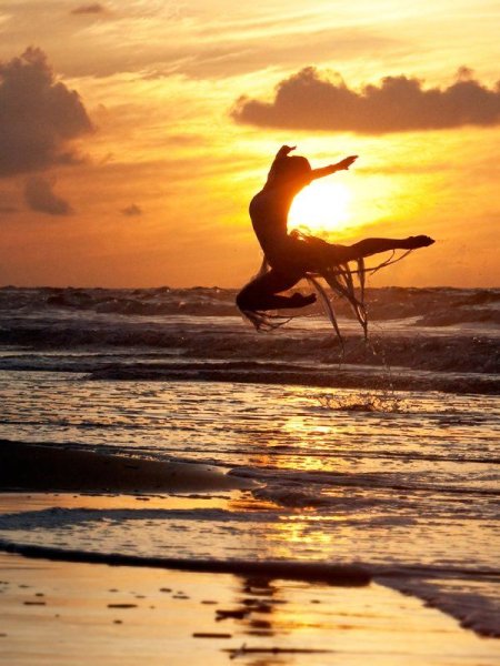 Танцы у моря