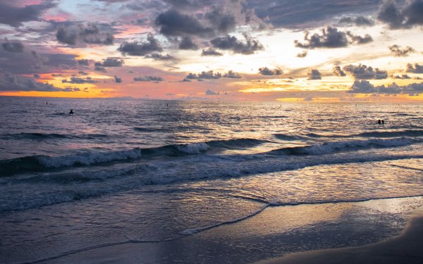 Черное море Абхазия Прибой