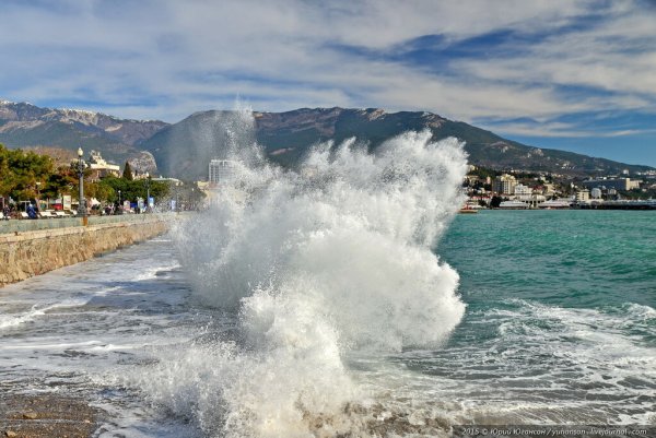 Чёрное море Ялта набережная
