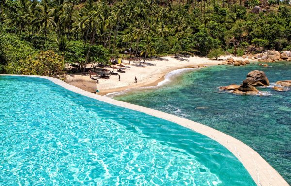 Гамак на пляже