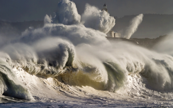 Бискайский залив шторм