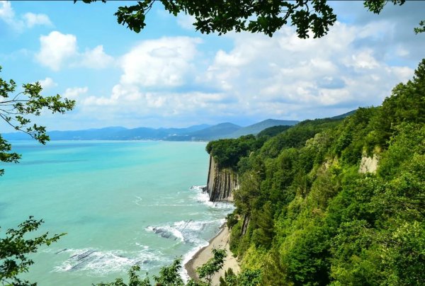 Скала Киселёва Небуг