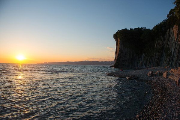 Пляж мыса Кадош в Туапсе