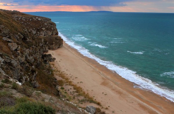 Адмиральский пляж Керчь