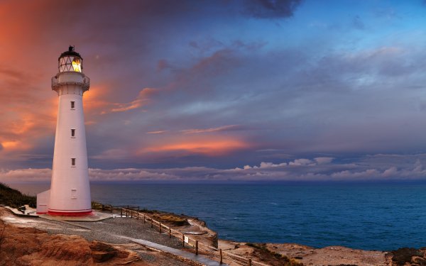 Маяк "Касл Пойнт" в новой Зеландии