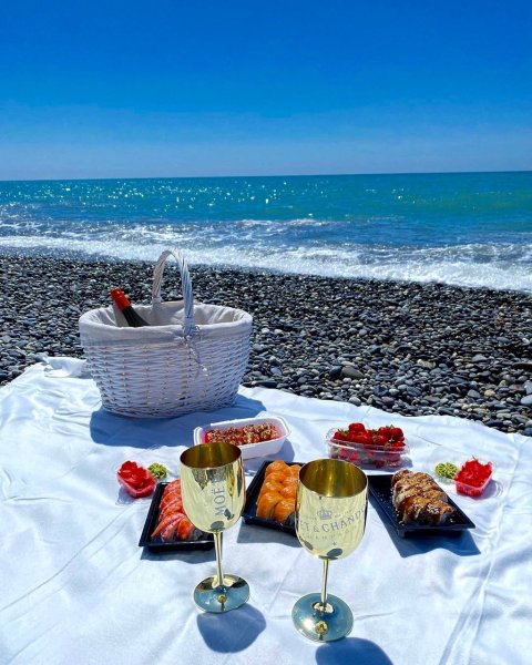 Утро кофе солнце море