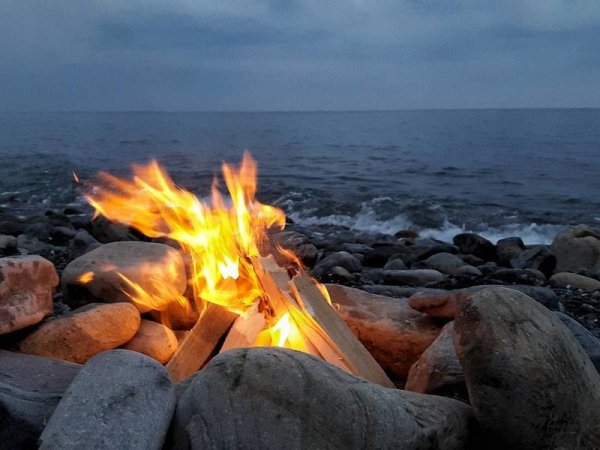 Релакс костер на природе