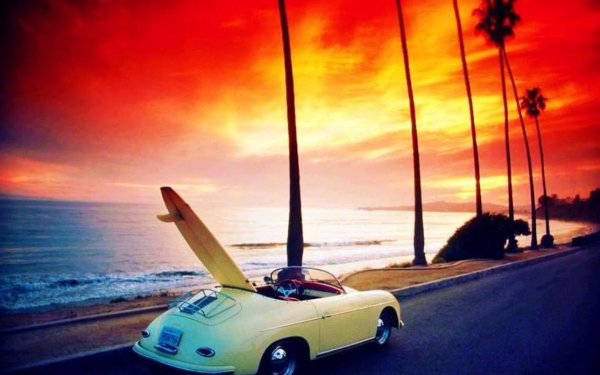 Машина закат море