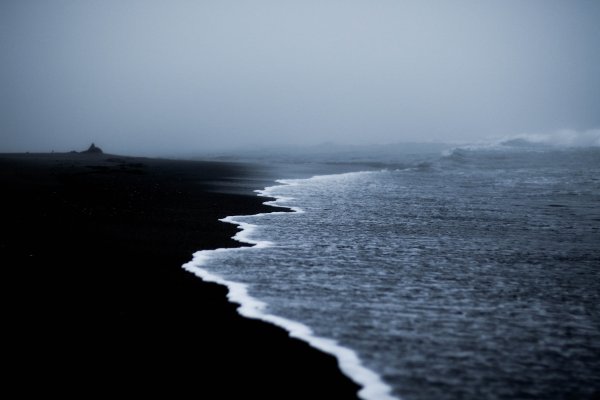 Мрачное море