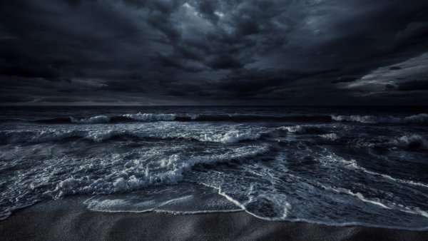 Мрачное море