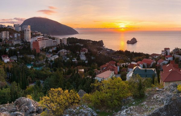 Южный берег Крыма Гурзуф