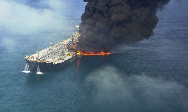 В Средиземном море затонула лодка с мигрантами