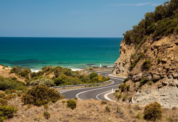 Дорога у лазурного берега Италии