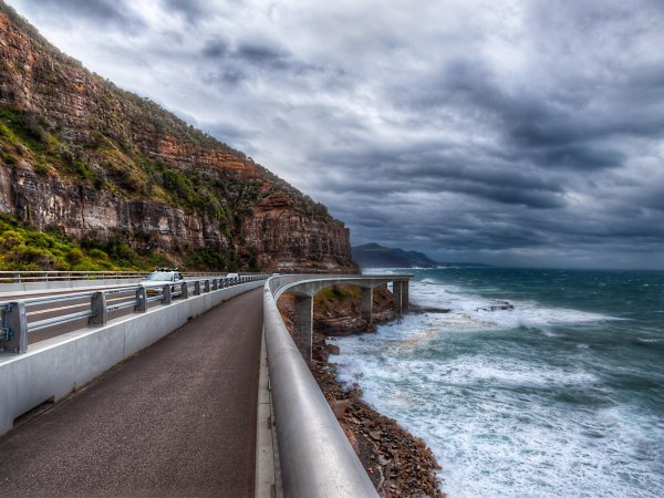 Дорога вдоль побережья