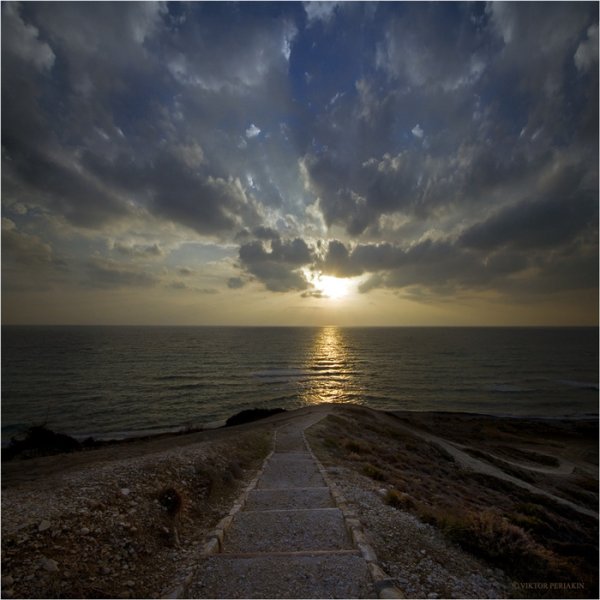 Красивая дорога к морю