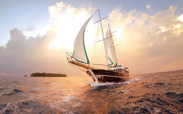 Яхта Райский остров