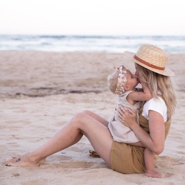 Дети на море