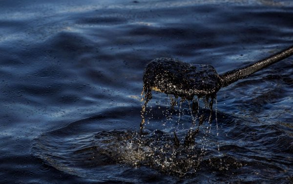 Нефтяное загрязнение океана