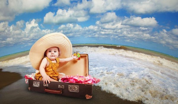 Дети на море