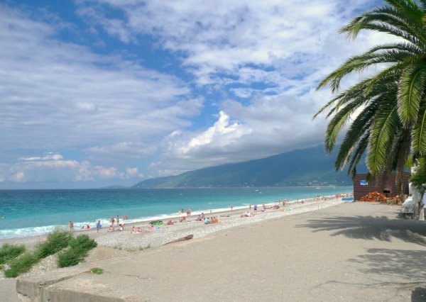 Пляж Бичвинта Пицунда