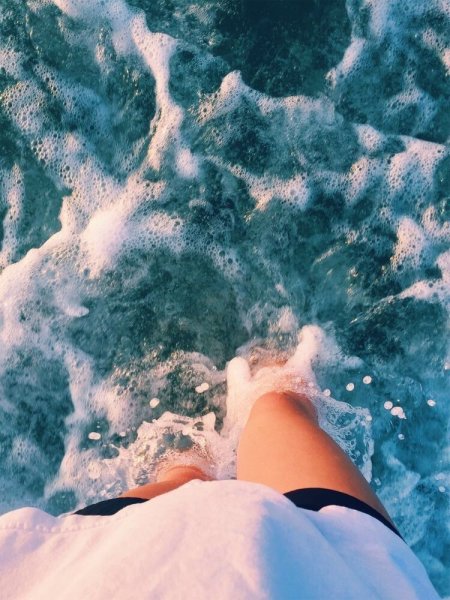 Ноги в море