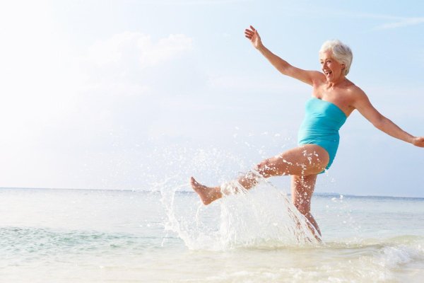 Старушки на море