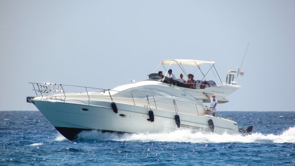 Море скоростной катер