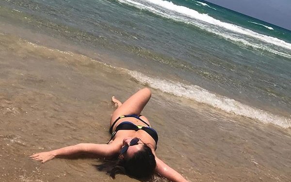 Сочи море девушка