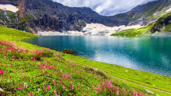 Пейзаж море