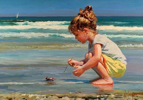 Десятилетняя девочка на берегу моря