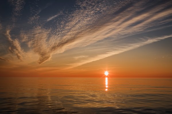 Закат на море