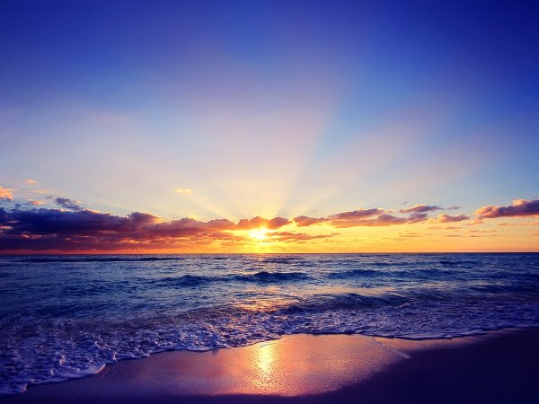 Закат фиолетовый оранжевый