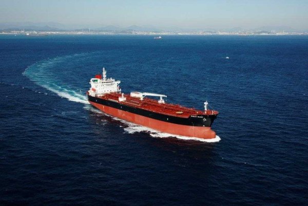 Танкер Владимир Мономах