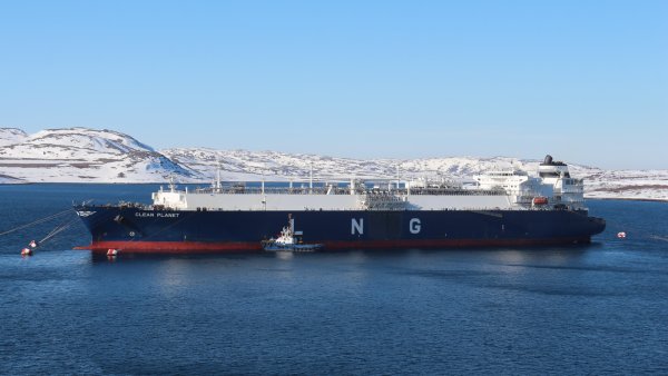 Танкер причал Приморск