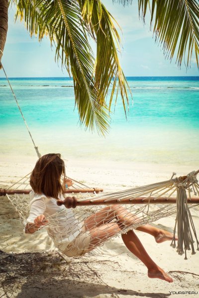 Гамак на пляже