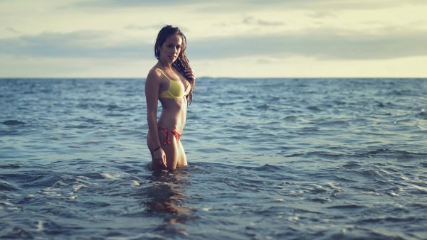 Фотосессия в купальнике на море
