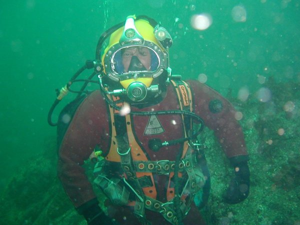 Глубоководный водолаз