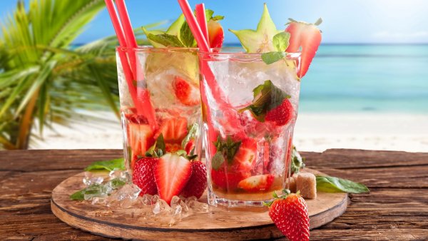 Тропический коктейль