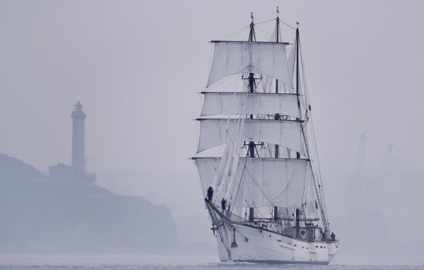 Парусник Херсонес