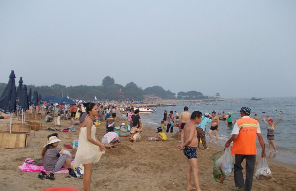 Море желтого цвета