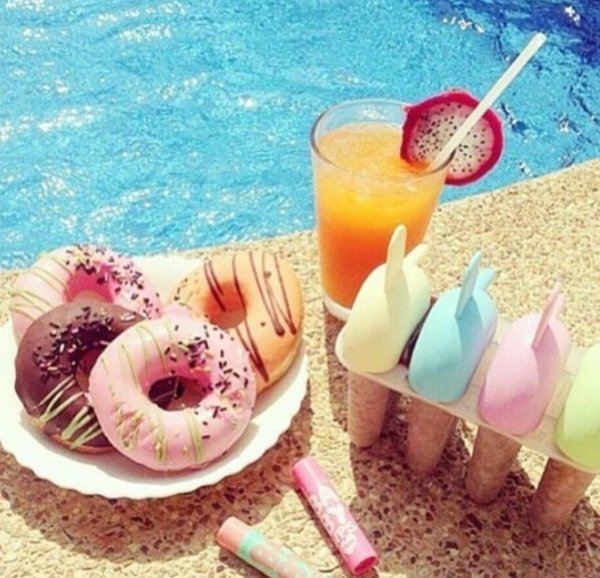 Фотосессия с экзотическими фруктами