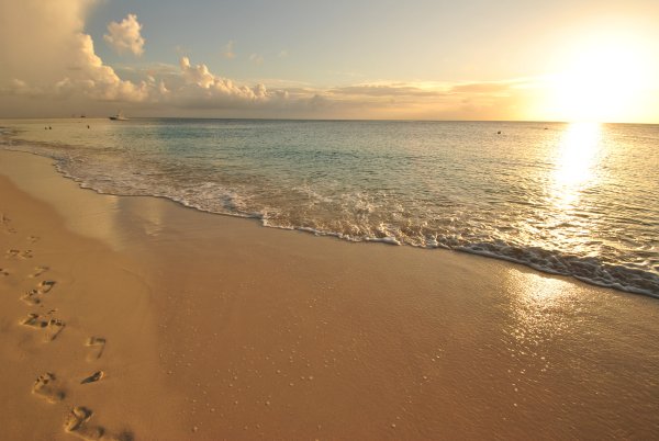 Доброе утро надпись на песке