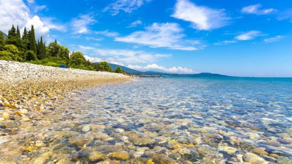 Черное море в Гаграх