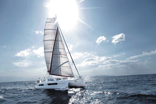 Катамаран Fountaine Pajot 40